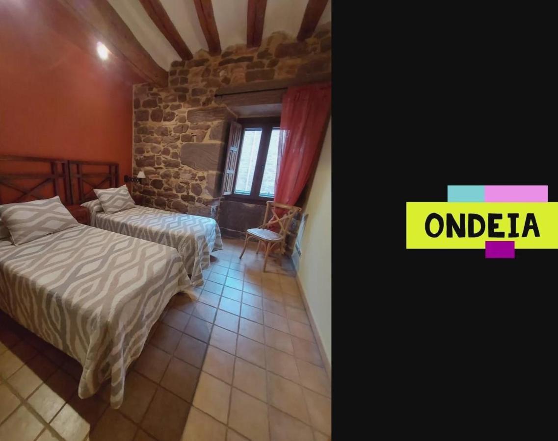 Hostal Rural Ioar Sorlada Exteriör bild
